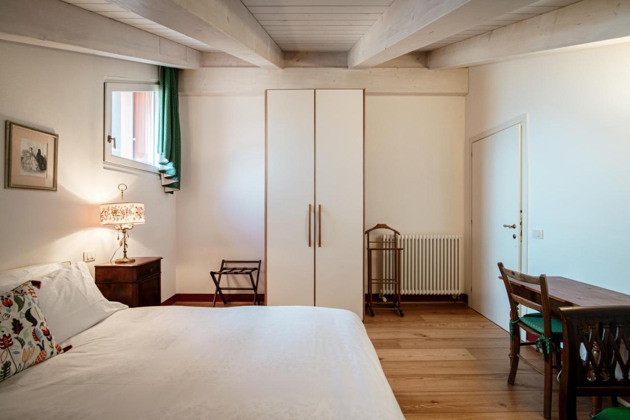 Castello Di Brusata Apartment By Quokka 360 - Romantic Flat With Pool メンドリシオ エクステリア 写真
