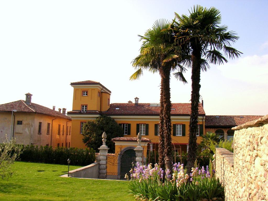 Castello Di Brusata Apartment By Quokka 360 - Romantic Flat With Pool メンドリシオ エクステリア 写真